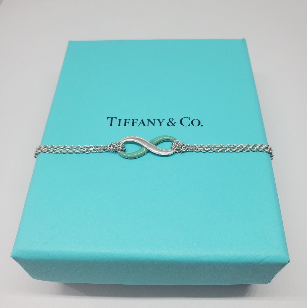Tiffany & Co., Infinity Bracelet Gem